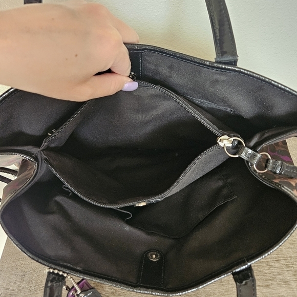 Coach F25281 Flannel Multicolored Animal Tote Bag Used - Picture 10 of 11